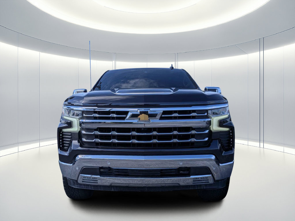 Used 2022 Chevrolet Silverado 1500 LTZ AWD/4WD image 9