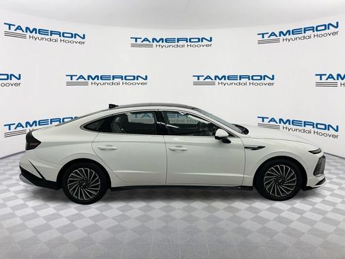Used 2025 Hyundai Sonata Limited FWD image 6