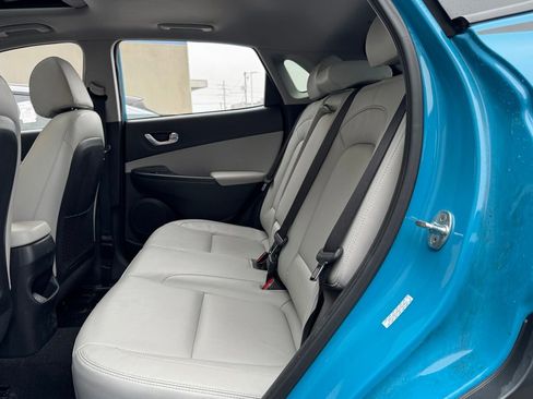 Used 2023 Hyundai Kona Limited image 29