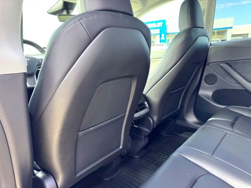 Used 2024 Tesla Model Y Long Range image 19