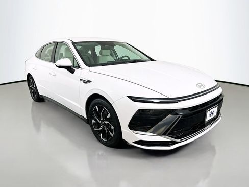 Certified 2024 Hyundai Sonata SEL image 3