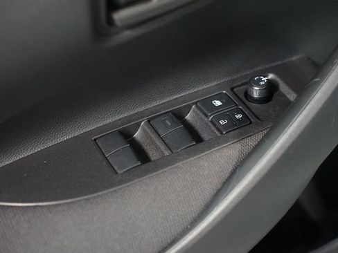 Certified 2025 Toyota Corolla LE image 28