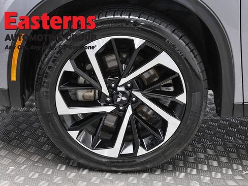 Used 2024 Mitsubishi Outlander SE AWD/4WD image 33