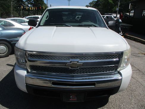 Used 2011 Chevrolet Silverado 1500 LS AWD/4WD image 2