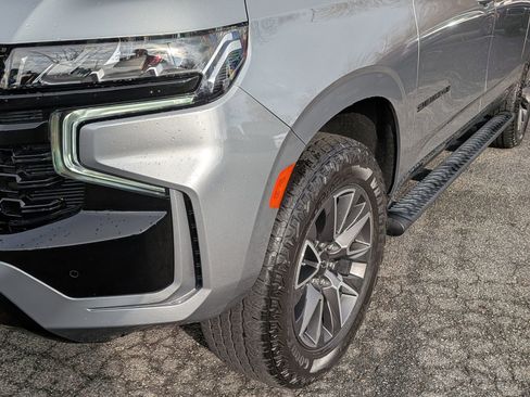 Certified 2024 Chevrolet Suburban Z71 w/ Luxury Package image 11