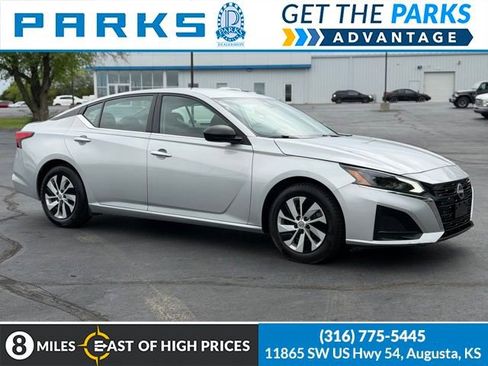 Used 2024 Nissan Altima 2.5 S FWD image 1