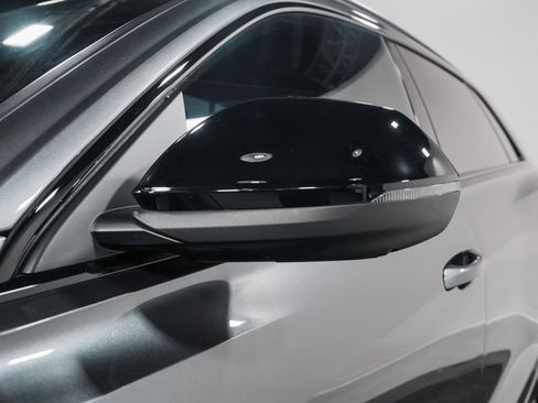 Used 2021 Audi RS Q8 image 45