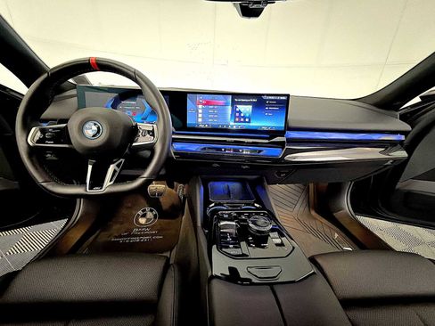 Used 2024 BMW i5 M60 w/ Premium Package image 14