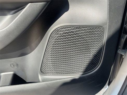 New 2026 Chrysler Pacifica Select image 21