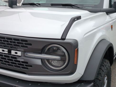 Used 2025 Ford Bronco Badlands AWD/4WD image 9
