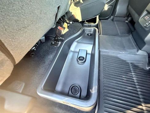 Used 2024 Nissan Frontier PRO-4X w/ Pro Convenience Package image 26