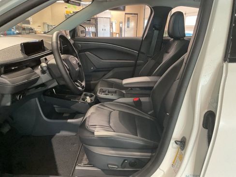 New 2025 Ford Mustang Mach-E Premium image 10