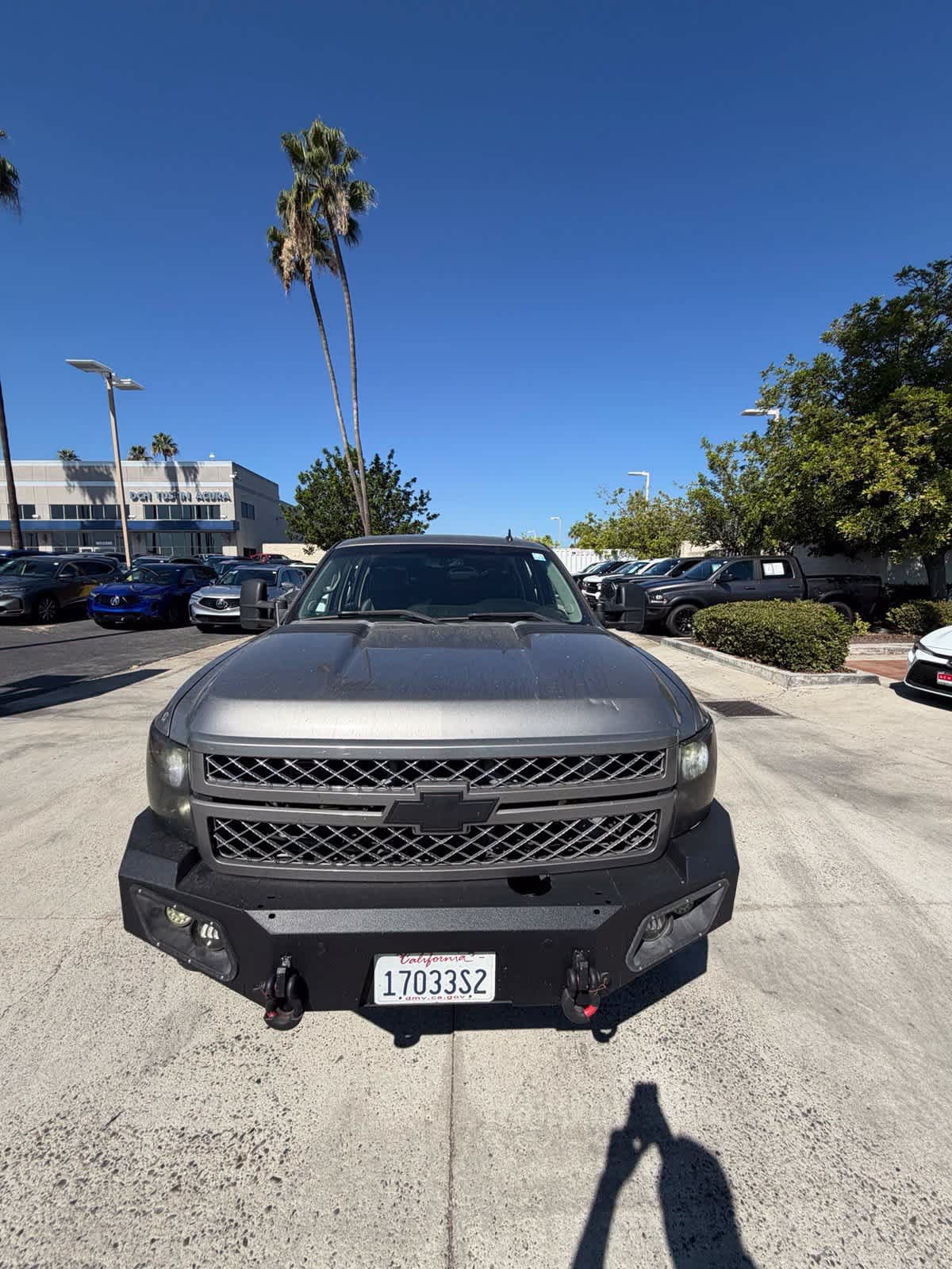 Used 2013 Chevrolet Silverado 2500 LT w/ Z71 Appearance Package AWD/4WD image 2