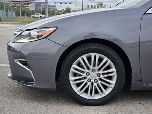 Used 2016 Lexus ES 350 w/ Premium Package w/Wood Trim image 8