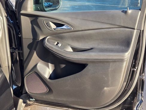 Certified 2022 Buick Encore GX Preferred w/ Cold Weather Comfort Package image 5