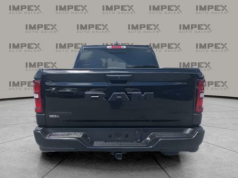 Used 2025 RAM 1500 Big Horn AWD/4WD image 4