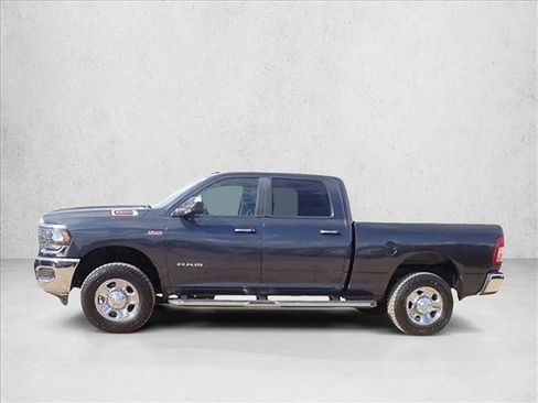 Used 2019 RAM 2500 Big Horn AWD/4WD image 2
