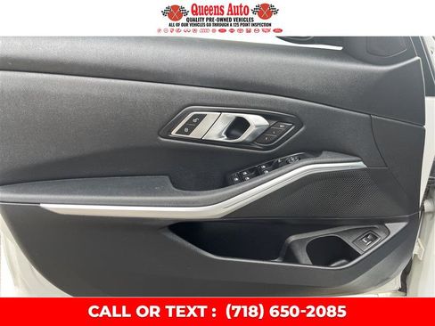 Used 2020 BMW 330i Sedan w/ Convenience Package image 24