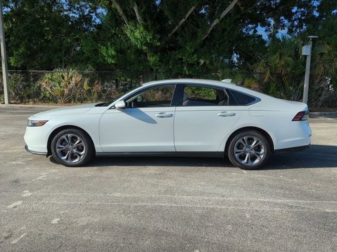 Used 2024 Honda Accord EX image 8