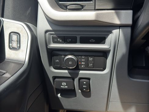 Used 2021 Ford F150 XLT w/ Equipment Group 302A High image 24