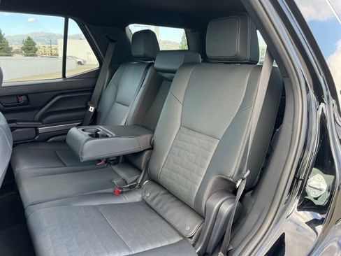 Used 2025 Toyota 4Runner TRD Off-Road Premium image 18