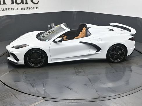 Used 2025 Chevrolet Corvette Stingray Preferred Conv w/ Z51 Performance Package RWD image 59
