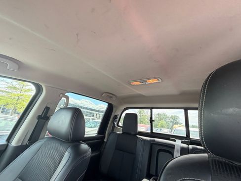 Used 2017 Nissan Titan PRO-4X image 5