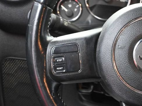 Used 2015 Jeep Wrangler Unlimited Sport w/ Quick Order Package 24S AWD/4WD image 28