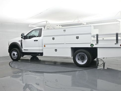 New 2025 Ford F550 2WD Regular Cab Super Duty image 6