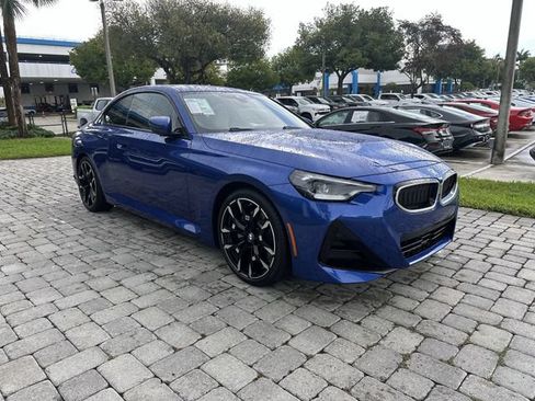 Used 2025 BMW 230i Coupe w/ M Sport Package RWD image 16