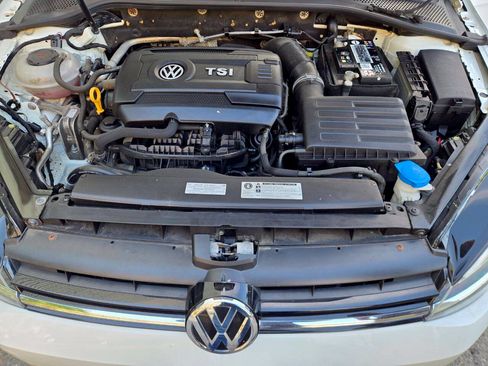 Used 2018 Volkswagen Golf S FWD image 13