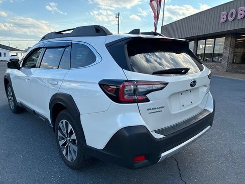 Certified 2025 Subaru Outback Limited AWD/4WD image 8