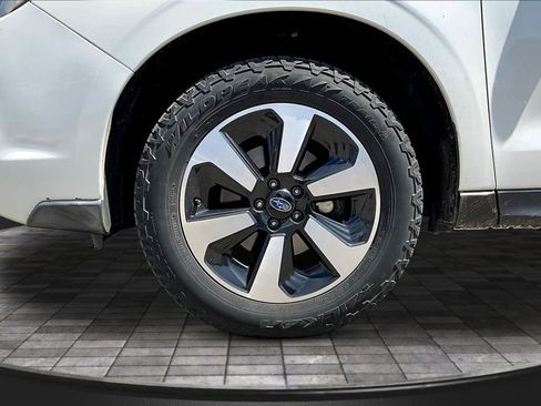 Used 2017 Subaru Forester 2.0XT Touring AWD/4WD image 29