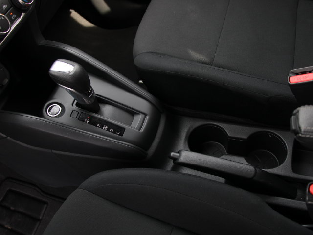 Certified 2025 Nissan Kicks Play S FWD image 21