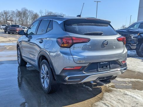 Used 2023 Buick Encore GX Essence w/ Experience Buick Package image 8