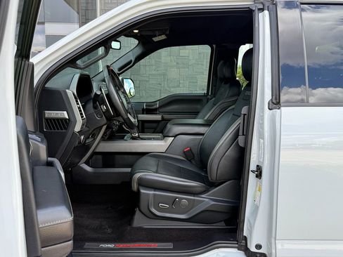 Used 2017 Ford F150 Raptor w/ Equipment Group 802A Luxury image 27