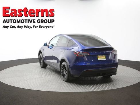 Used 2021 Tesla Model Y Long Range AWD/4WD image 57