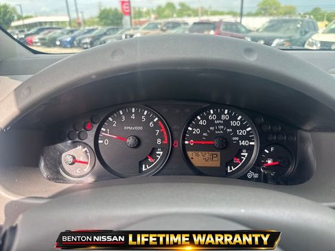 Used 2016 Nissan Frontier SV image 13