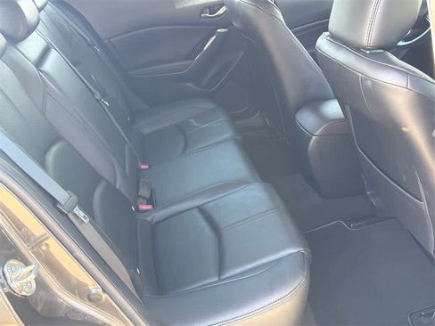 Used 2017 MAZDA MAZDA3 Touring image 14