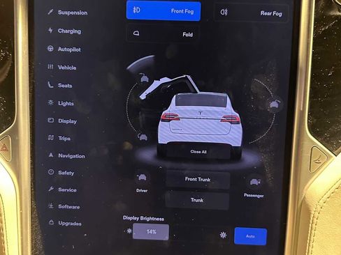 Used 2018 Tesla Model X 100D image 19