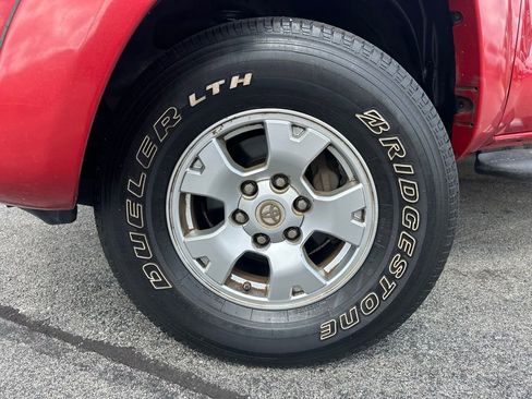 Used 2011 Toyota Tacoma PreRunner w/ TRD Off-Road Pkg image 34