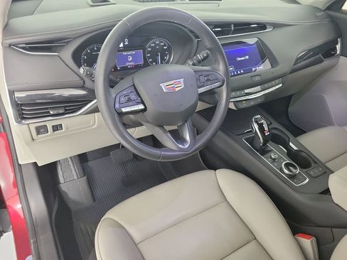 Used 2021 Cadillac XT4 Premium Luxury w/ Driver Awareness Package FWD image 17
