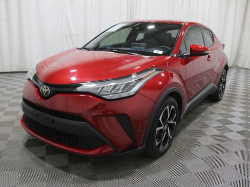 Used 2021 Toyota C-HR XLE image 33