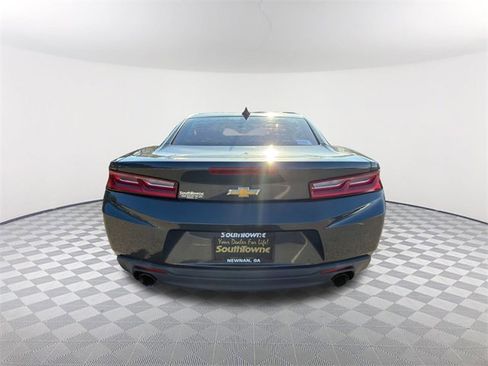 Used 2018 Chevrolet Camaro LT image 6