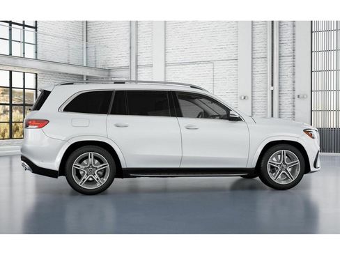 New 2026 Mercedes-Benz GLS 450 4MATIC image 17