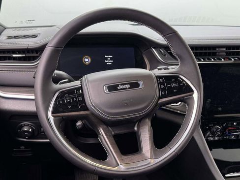 New 2025 Jeep Grand Cherokee Overland w/ Trailer Tow Package image 23