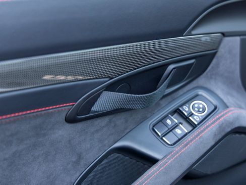 Certified 2018 Porsche 911 GT2 RS image 35