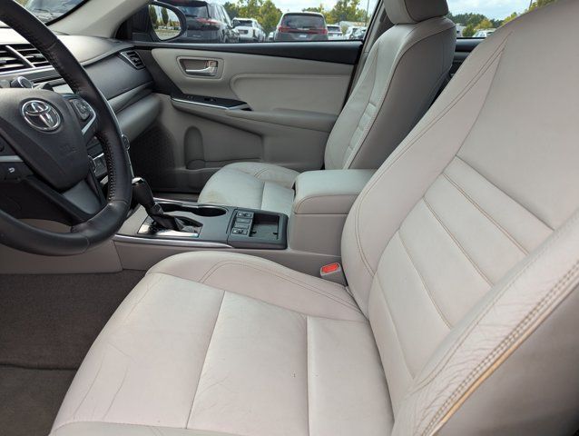 Used 2016 Toyota Camry XLE FWD image 22