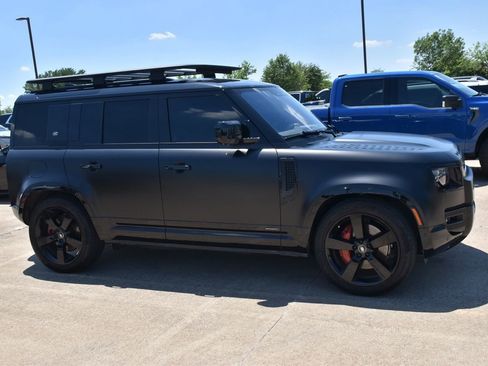 Used 2023 Land Rover Defender 110 X AWD/4WD image 5