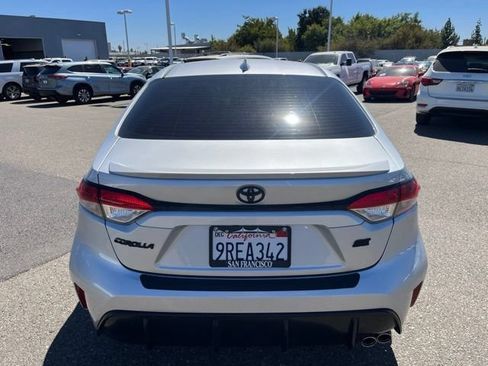 Used 2025 Toyota Corolla SE FWD image 4